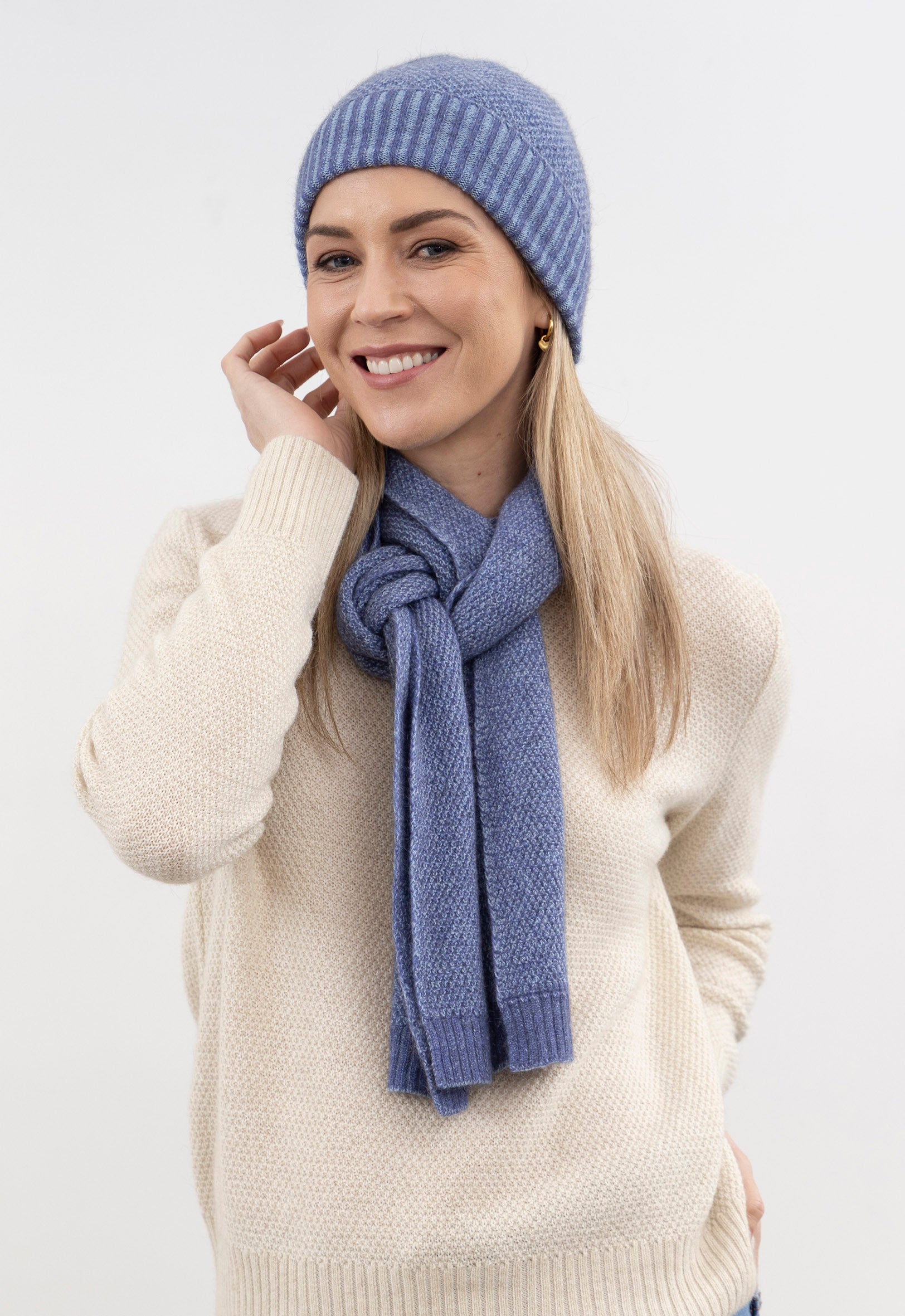 Merino Possum Moss Stitch Scarf Periwinkle | The Wool Company