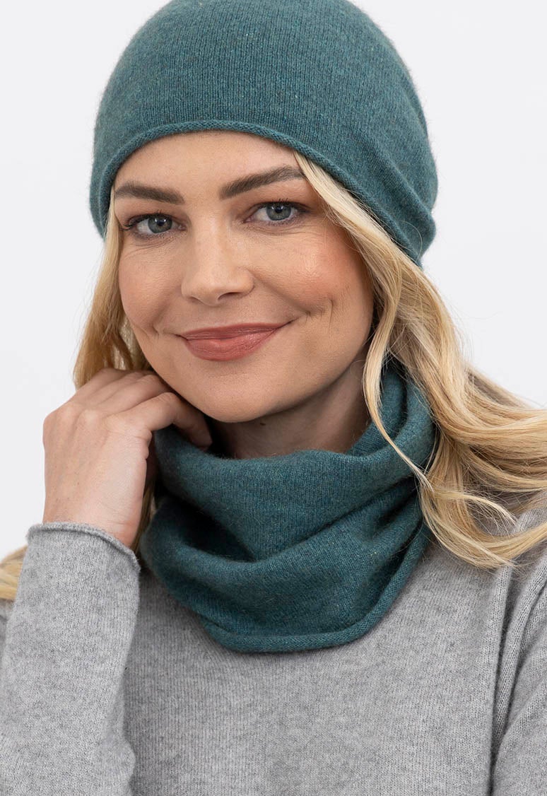 Cashmere Merino Snood - Ribbed Neck Warmer in Chic Colors