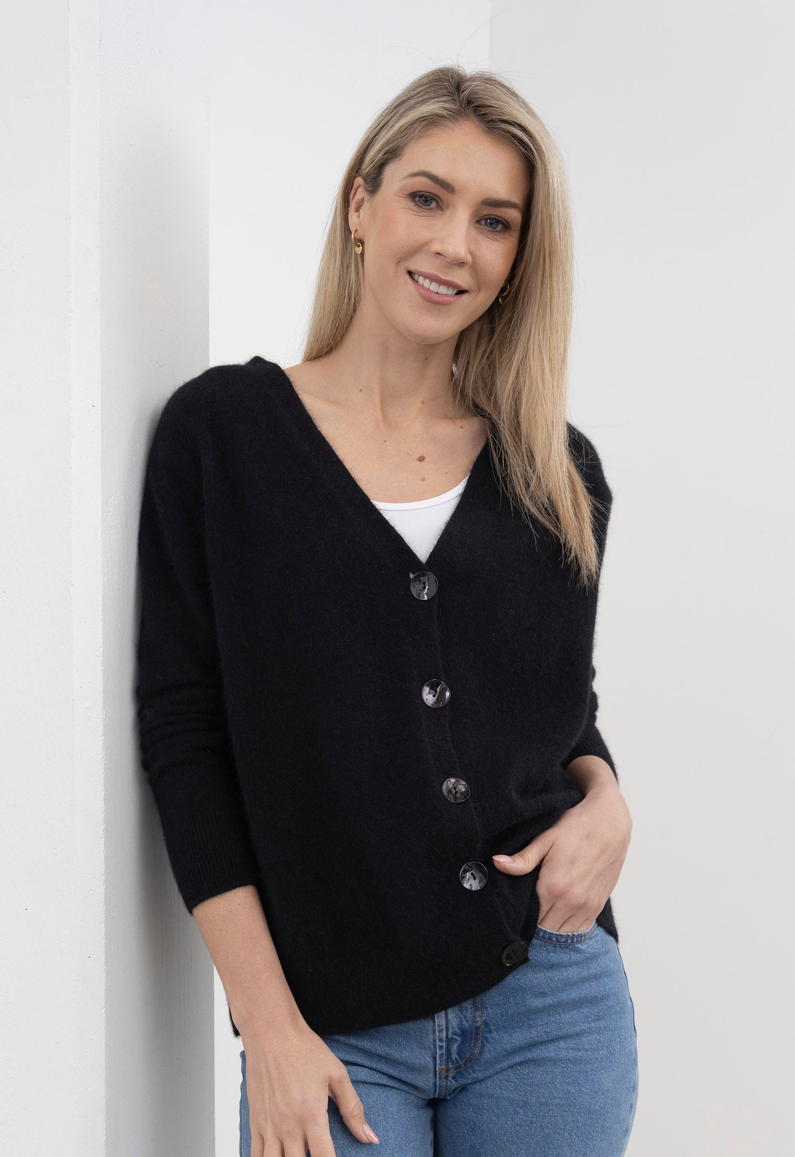 Merino Possum Relaxed V Cardigan Black | The Wool Company